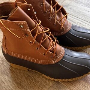 LL Bean 8 inch Bean Boots men’s size 8 excellent condition
